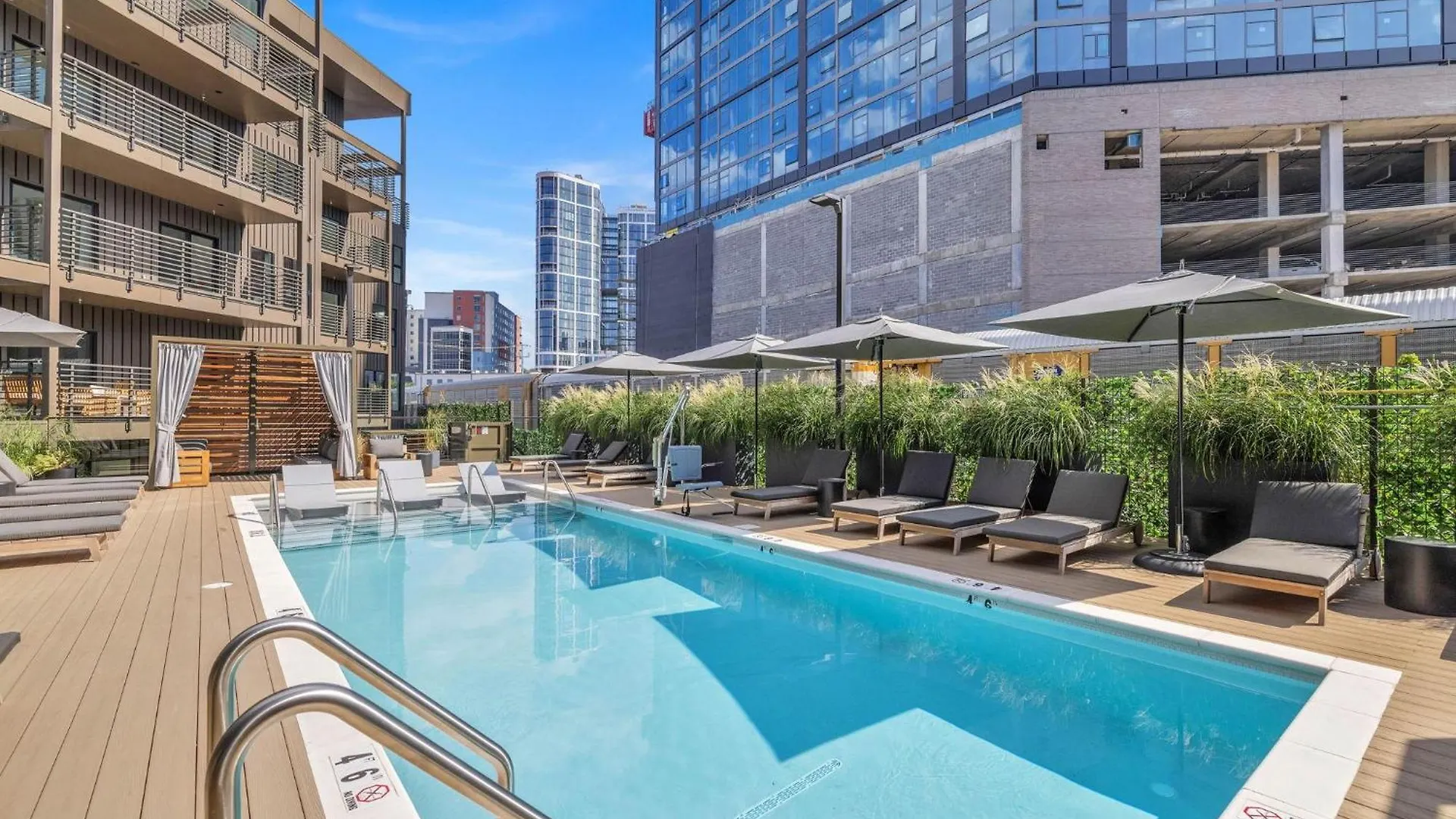Hyve-The Dolly Parton Experience-Private Balcony Villa Nashville Holiday home