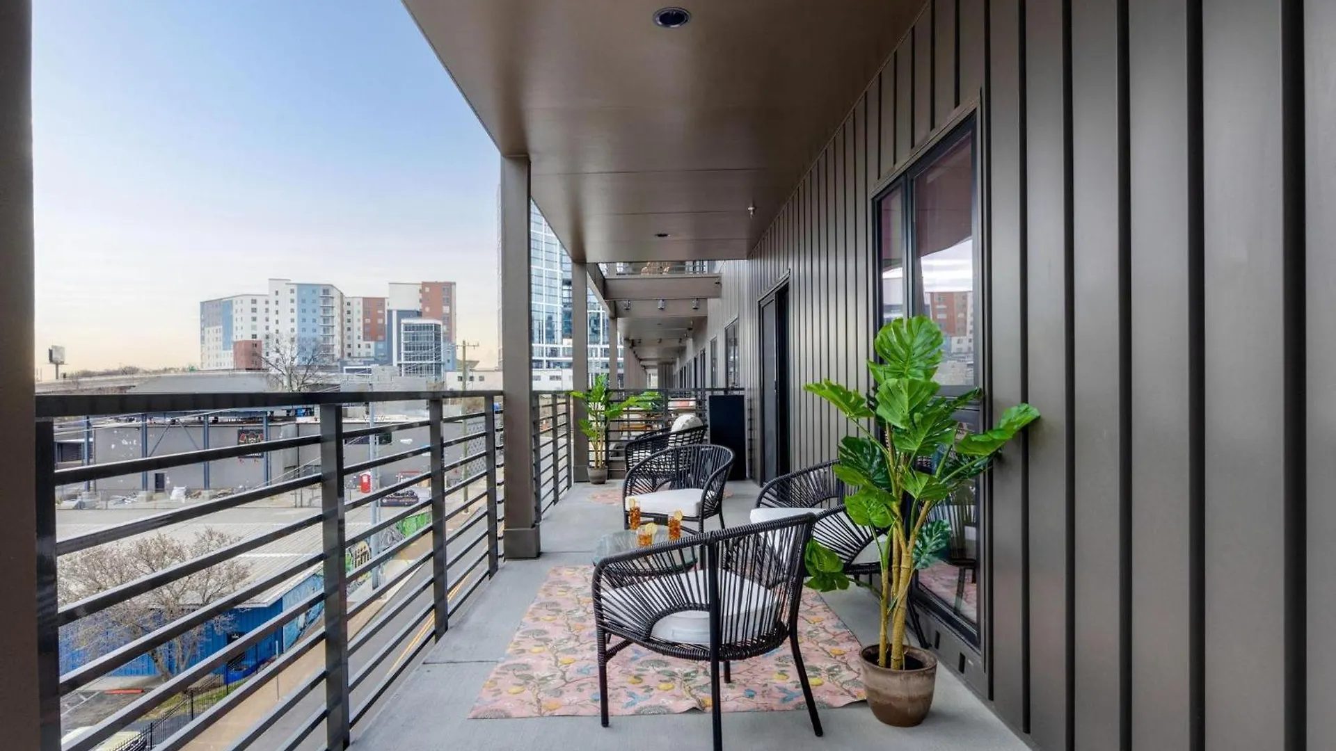 Hyve-The Dolly Parton Experience-Private Balcony Villa Nashville Holiday home